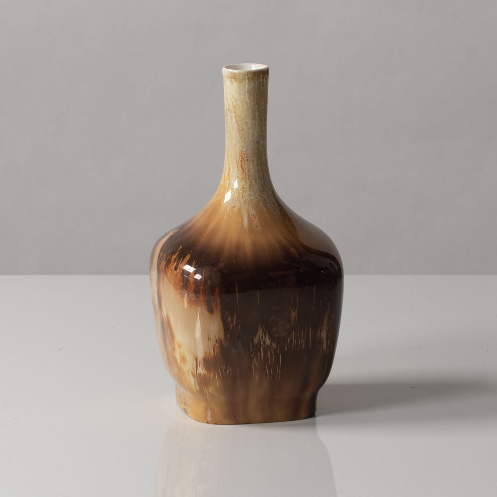 Valdemar Engelhardt for Royal Copenhagen, porcelain vase with brown crystalline glaze K2544
