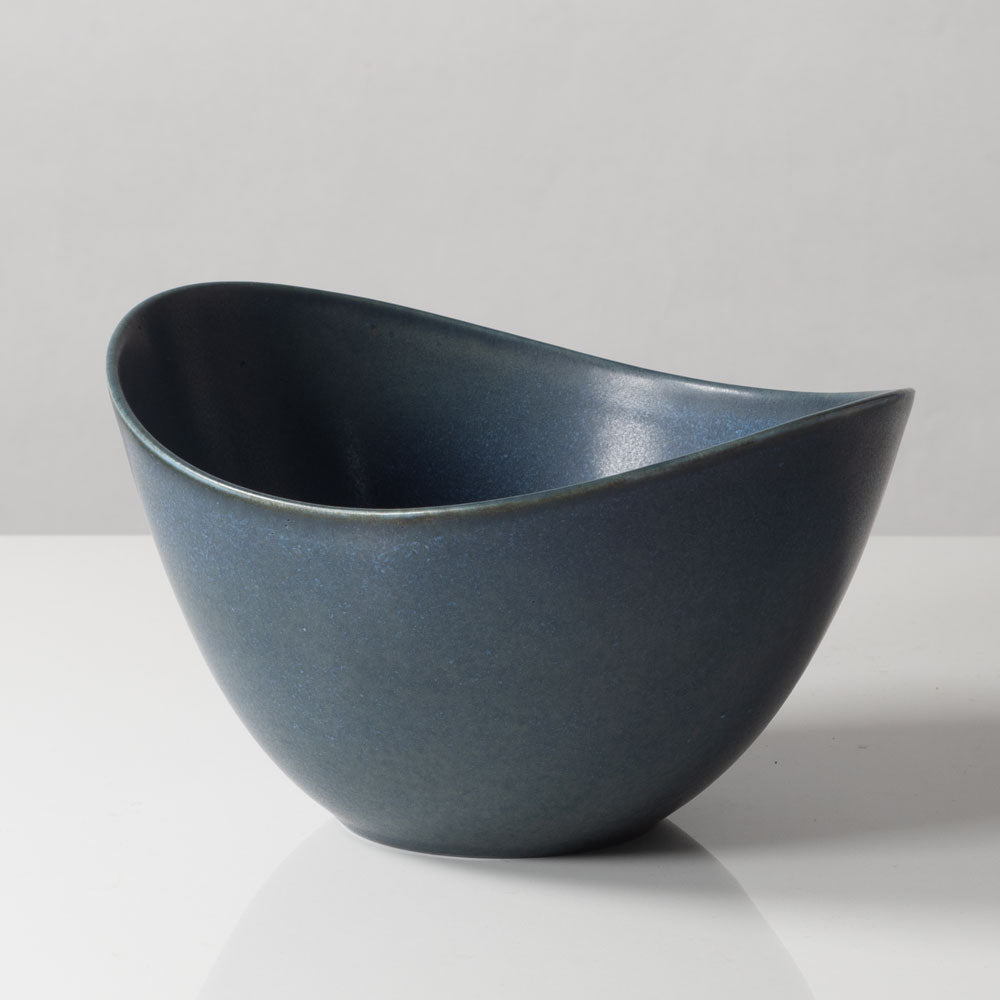 Gunnar Nylund for Rörstrand, Sweden, ceramic elliptical bowl with blue glaze L3070