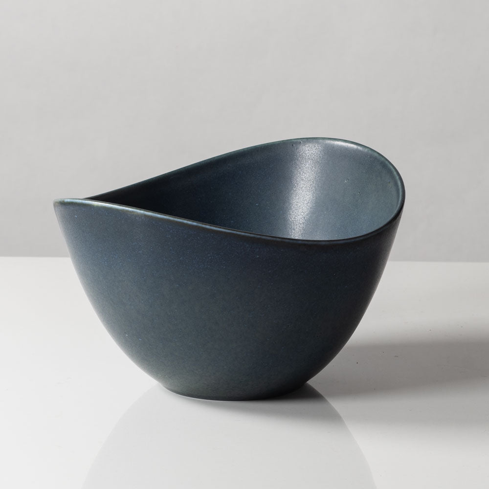 Gunnar Nylund for Rörstrand, Sweden, ceramic elliptical bowl with blue glaze L3070