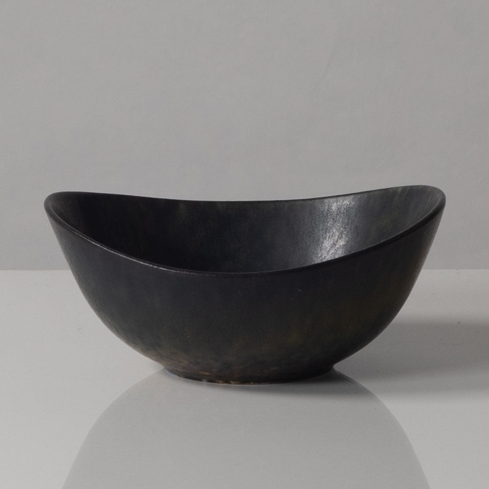 Gunnar Nylund for Rörstrand, Sweden, small ovoid bowl with black haresfur glaze H1155