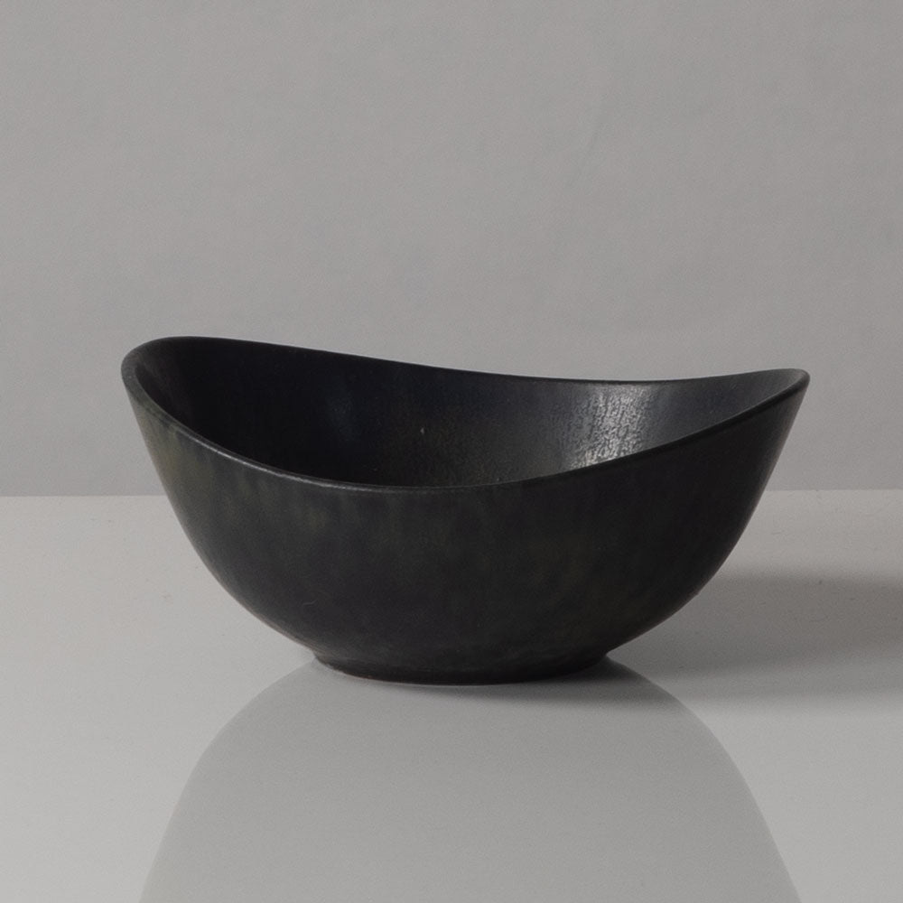 Gunnar Nylund for Rörstrand, Sweden, small ovoid bowl with black haresfur glaze H1155