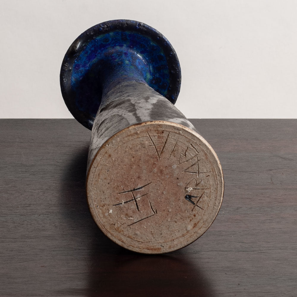 Liisa Hallamaa for Arabia, Finland, tall vase with blue and blue and brown glaze M5407