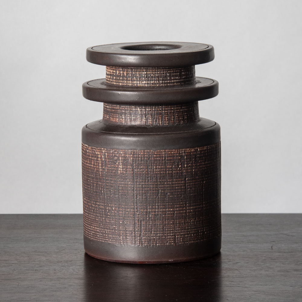 Wilhelm Kåge for Gustavsberg "Farsta" vase with incised  pattern to body H1320
