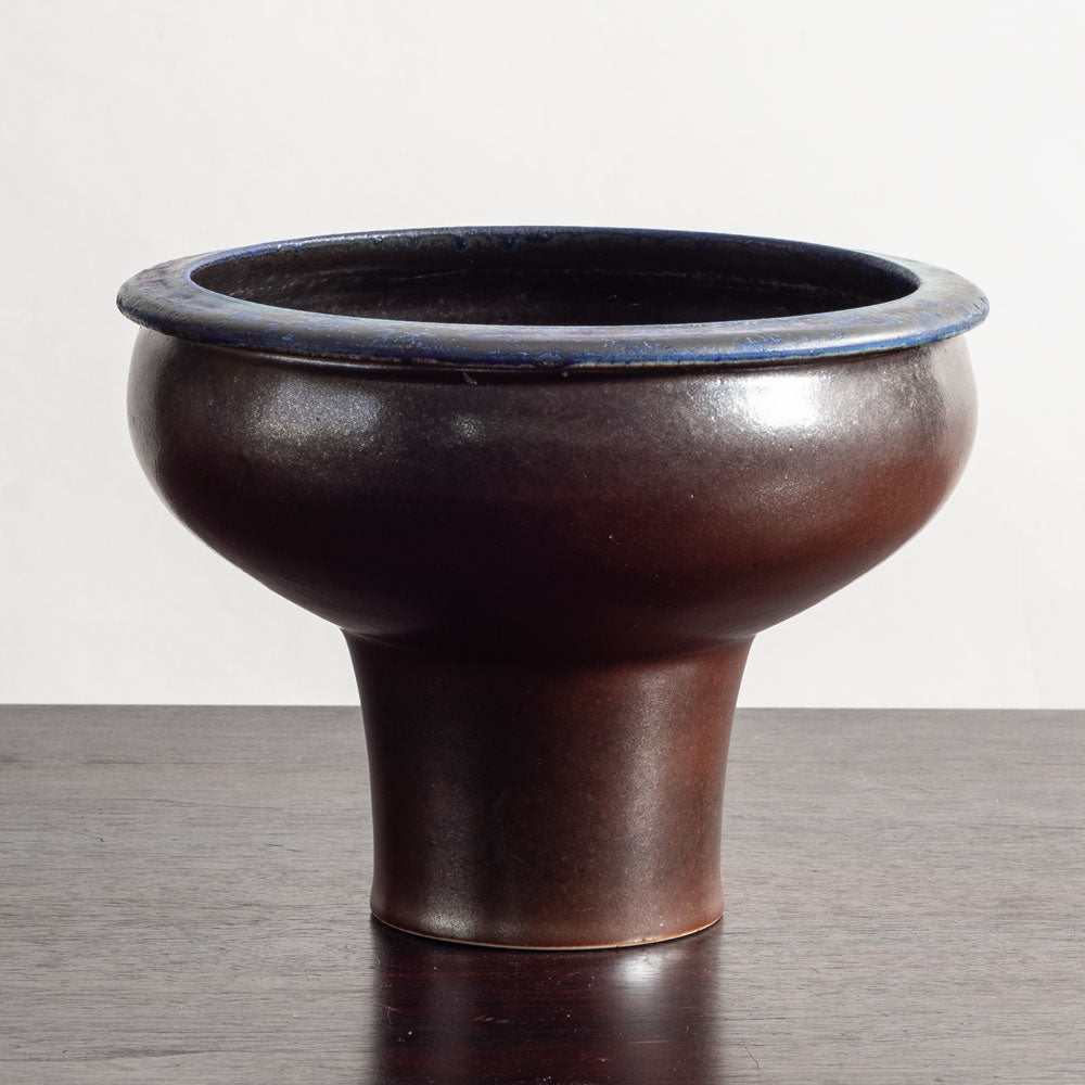 Liisa Hallamaa for Arabia, Finland, wide vase with blue and blue and brown glaze M5432