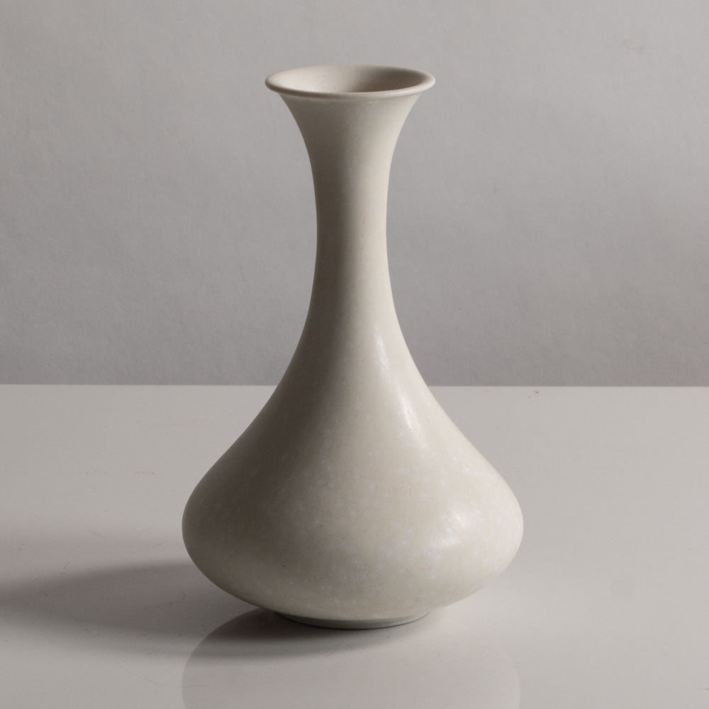 Gunnar Nylund for Rörstrand, Sweden, stoneware vase in matte white glaze M4087