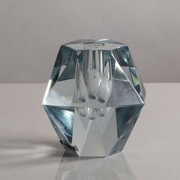 Strombergshyttan faceted vase in grayish clear glass M4256 - Freeforms
