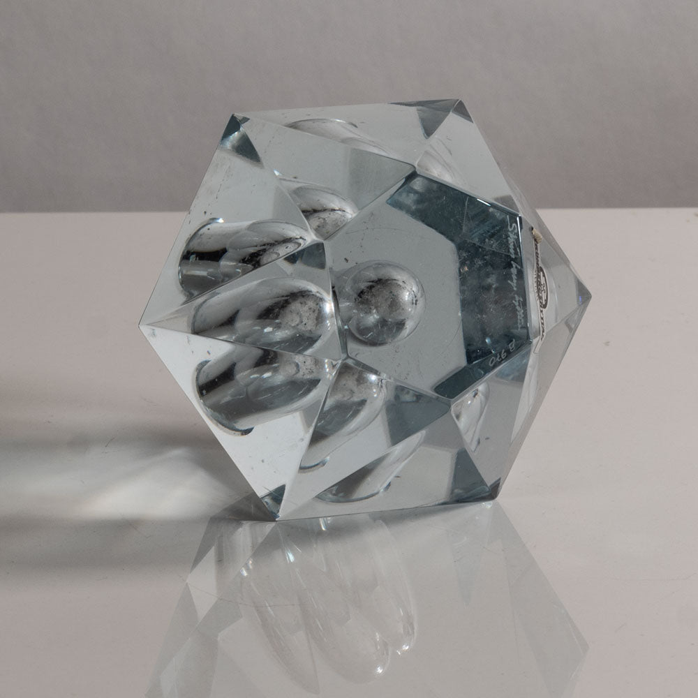 Strombergshyttan faceted vase in grayish clear glass M4256