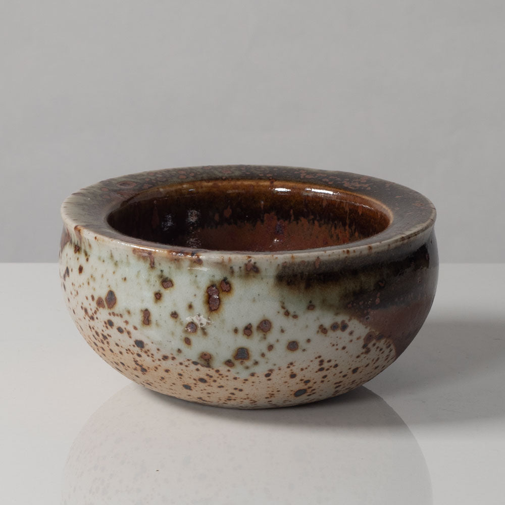 Carl Harry Stålhane for Designhuset, Sweden, stoneware bowl with brown glaze L3221