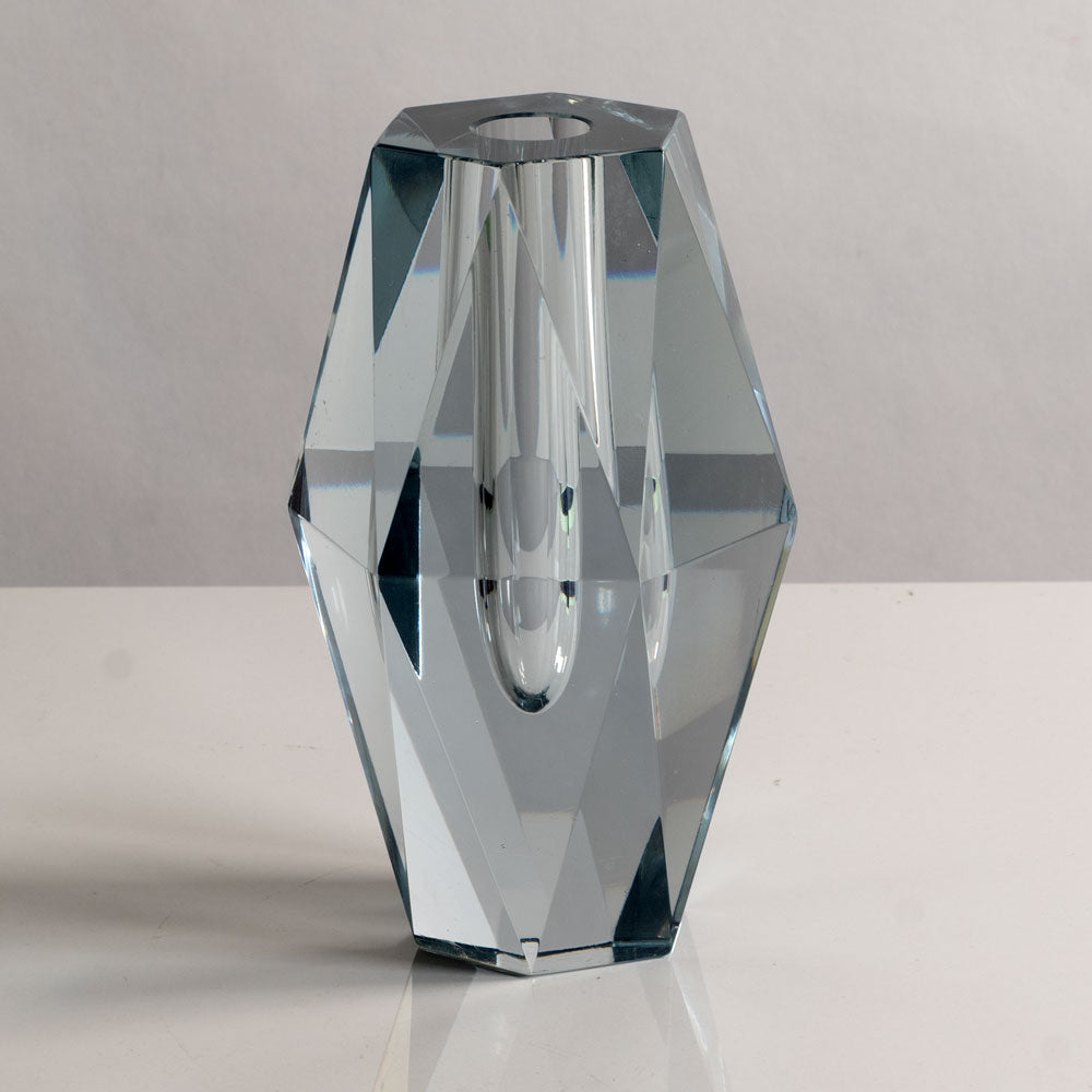 Strombergshyttan faceted vase in clear glass M4255