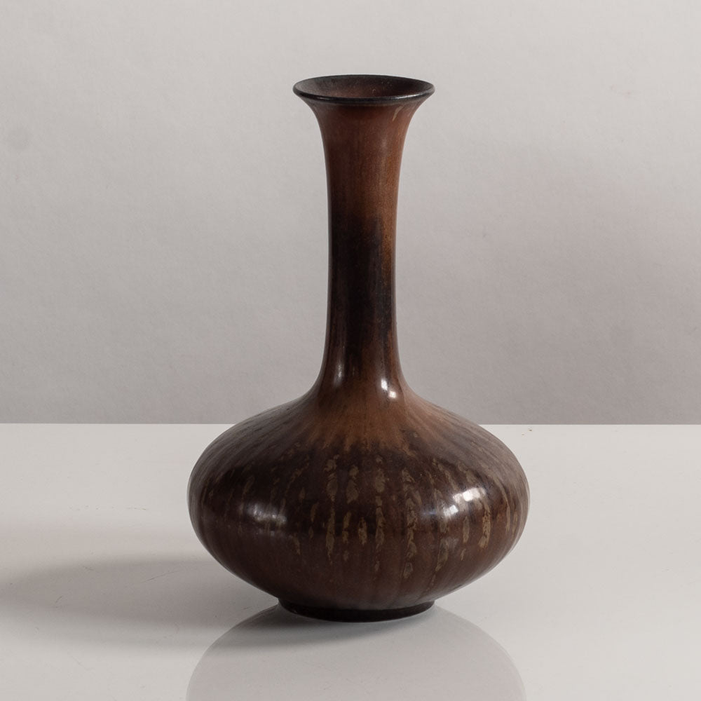 Gunnar Nylund for Rörstrand, Sweden, stoneware vase with brown glaze M3930