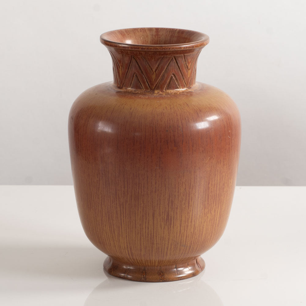 Gunnar Nylund for Rörstrand, Sweden, stoneware vase with golden brown glaze M5446