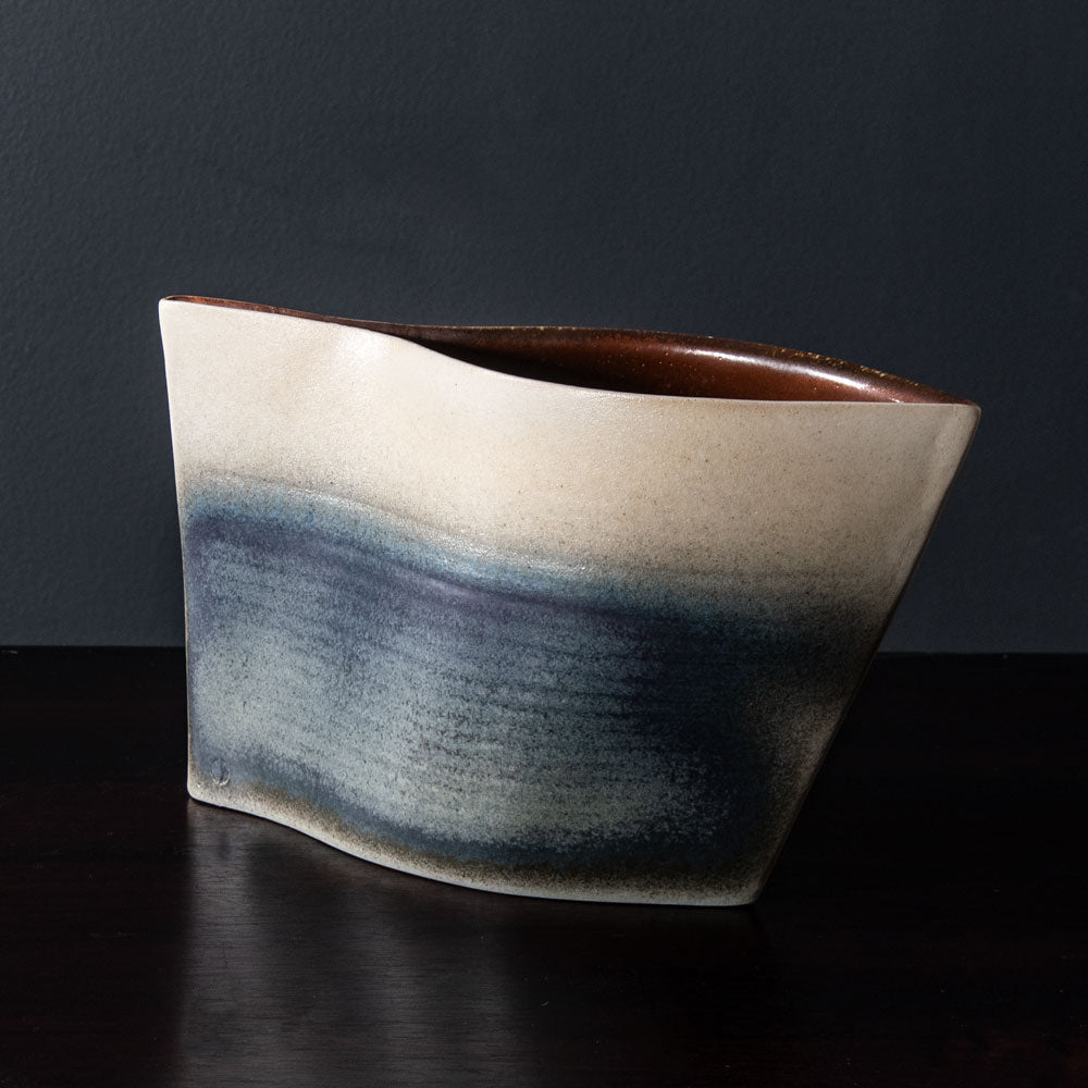Gotlind Weigel, own studio, Germany, stoneware wave-form J1271