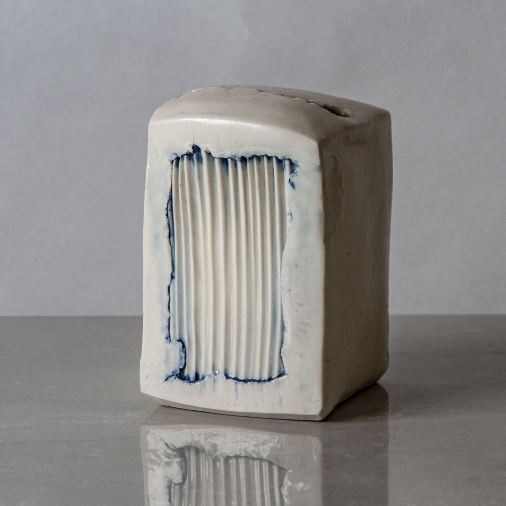 Elisabeth Schaffer, Germany, porcelain rectangular vessel with blue and white glossy glaze J1265