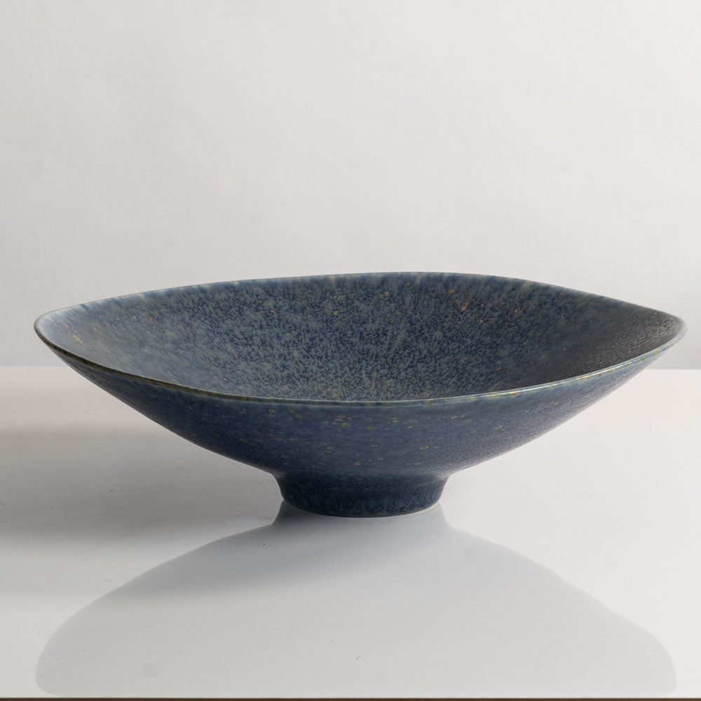 Carl Harry Stålhane for Rörstrand, Sweden, large stoneware footed bowl with blue haresfur glaze M5421