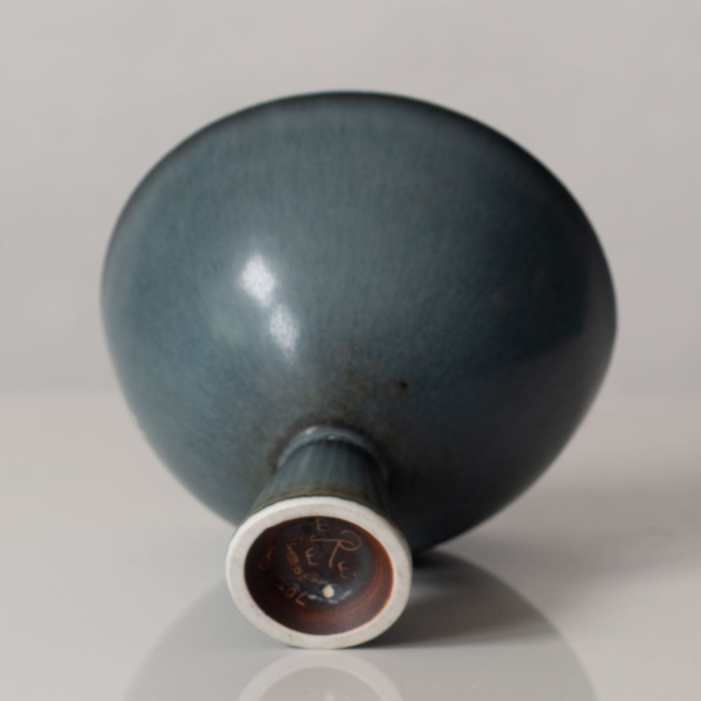 Carl Harry Stålhane for Rörstrand, Sweden, footed bowl with blue gray glaze L3307