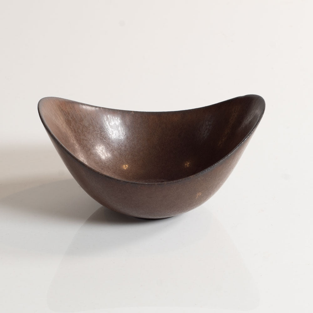 Gunnar Nylund for Rörstrand, ceramic elliptical bowl with brown glaze M5471