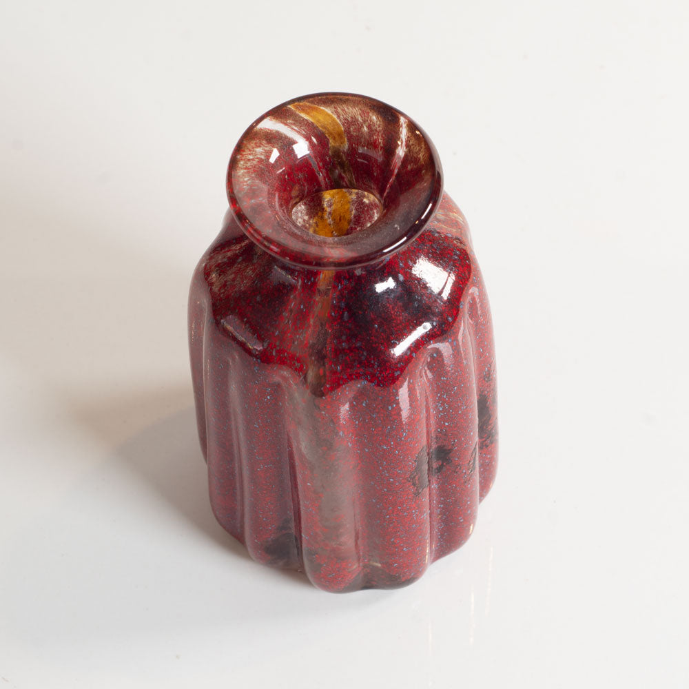 Benny Motzfeldt, Norway, glass vase in red for Plus glassworks J1205