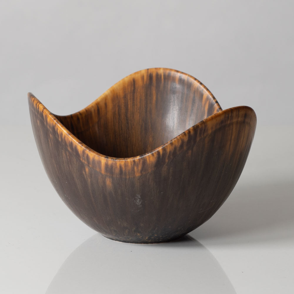 Gunnar Nylund for Rörstrand, Sweden, ceramic bowl with brown glaze J1031