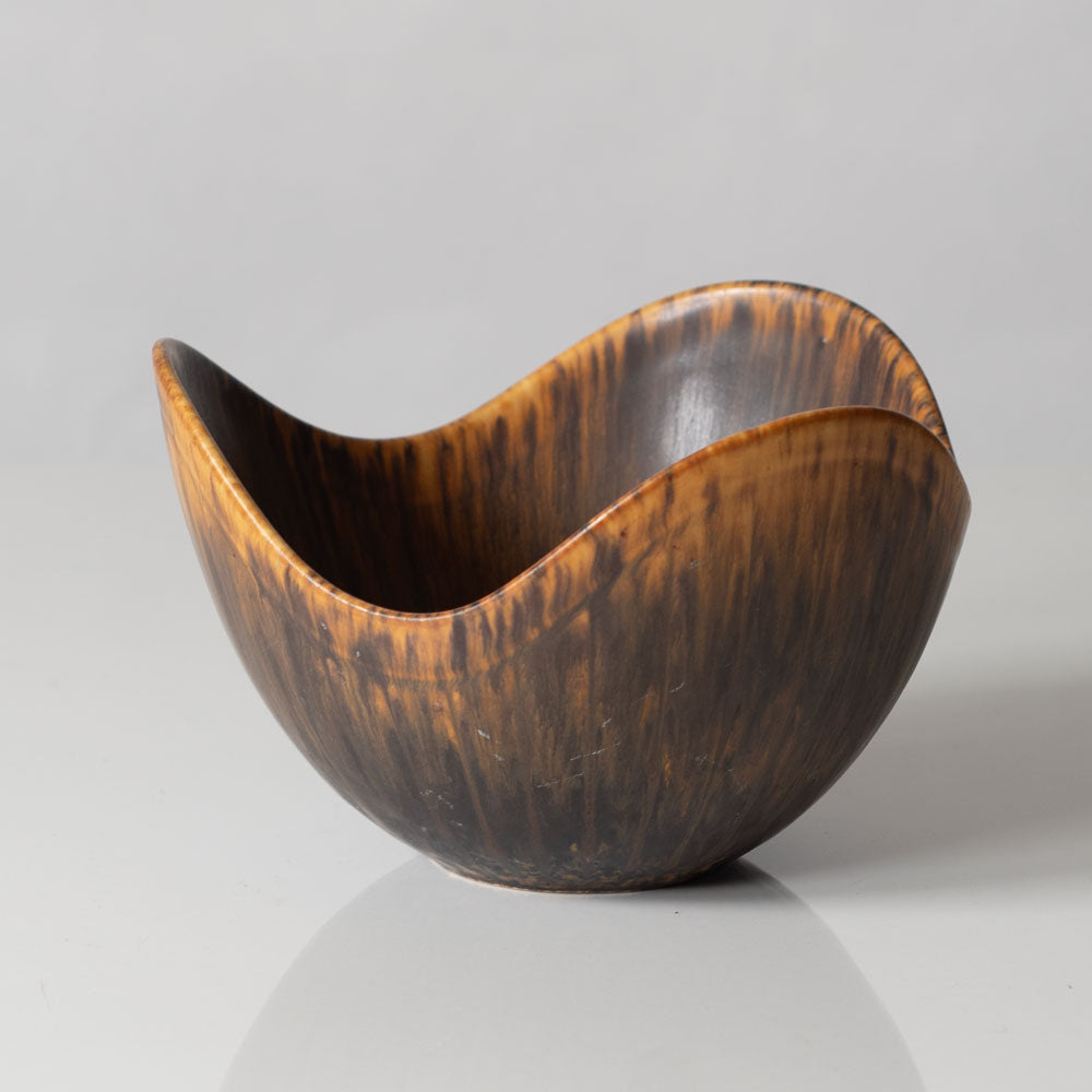 Gunnar Nylund for Rörstrand, Sweden, ceramic bowl with brown glaze J1031
