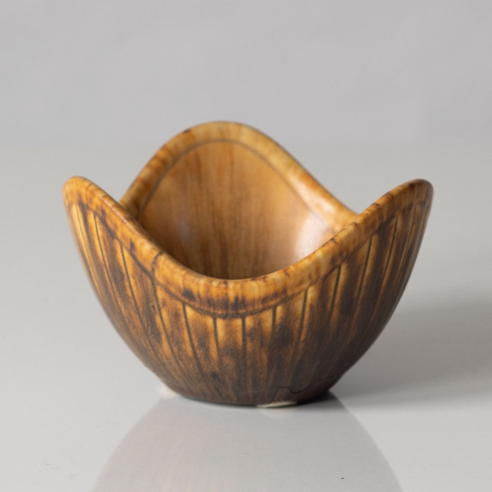 Gunnar Nylund for Rörstrand, Sweden, ceramic bowl with brown glaze L3348