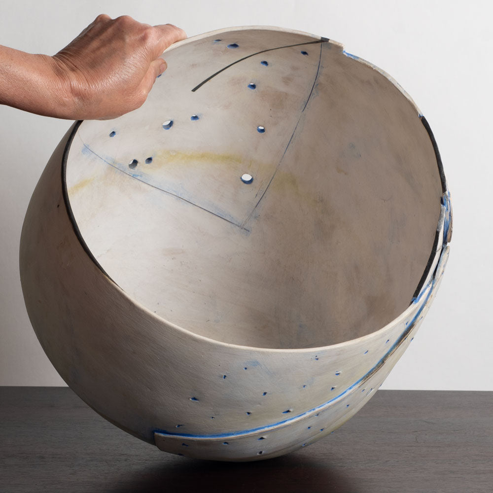 Gordon Baldwin, UK, large unique stoneware sculptural bowl M4306