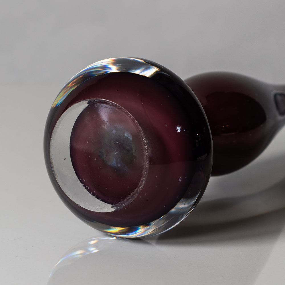 Nils Landberg for Orrefors, Sweden, long necked bud vase L3319