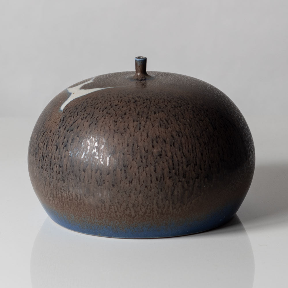 Claes Thell, Sweden, unique stoneware vase with blue and brown haresfur glaze L3364