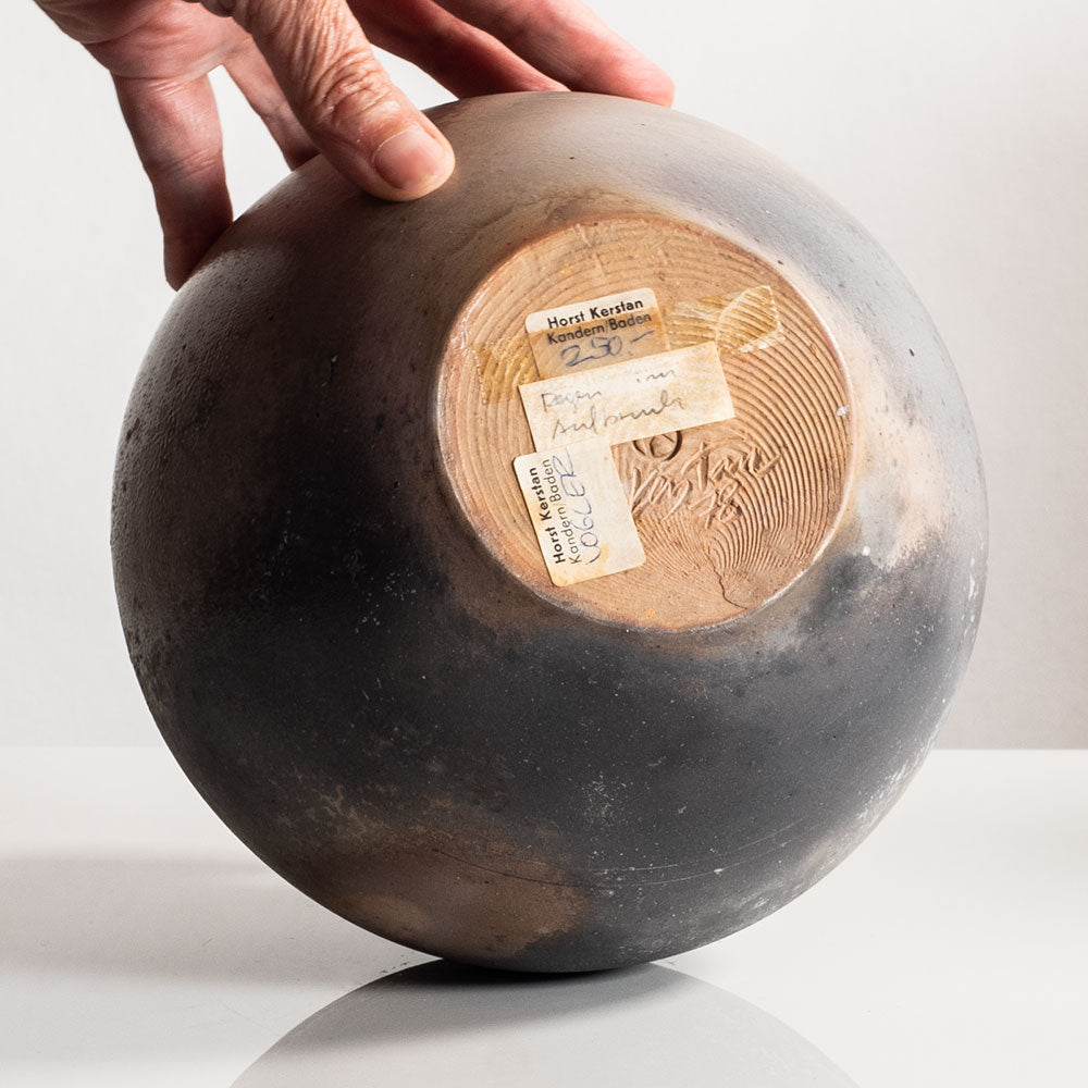 Horst Kerstan, Germany, unique stoneware vase M4284