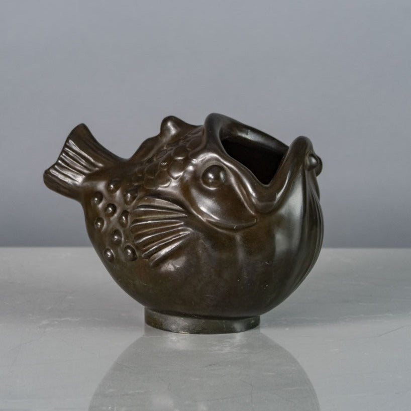 Just Andersen, Denmark, open mouthed fish vessel in Disko metal D6273