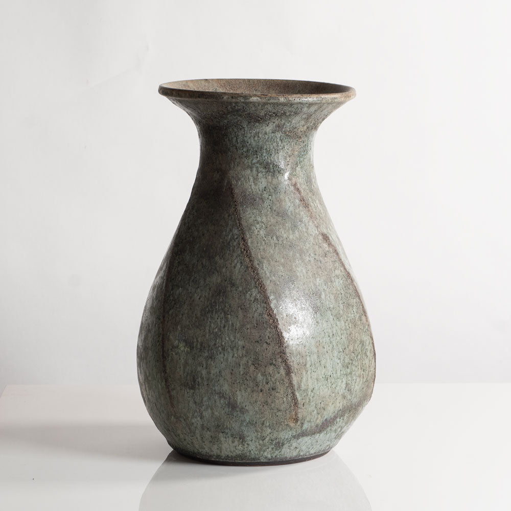 Chris Carter, UK, unique stoneware vase with matte gray glaze M4320