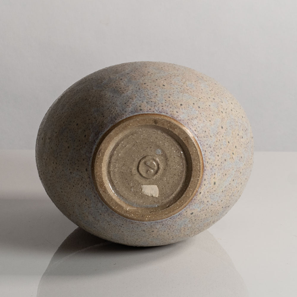Chris Carter, UK, unique stoneware vase with matte oatmeal glaze M4329