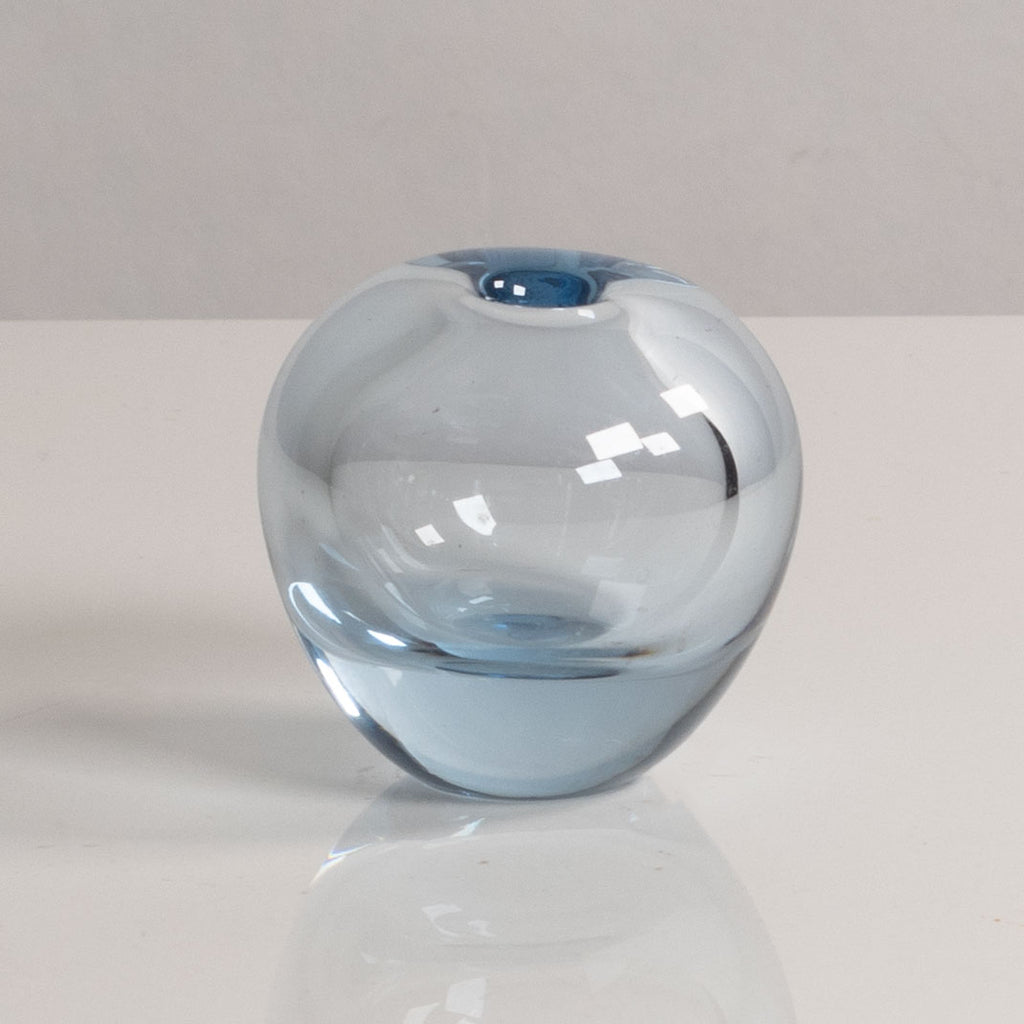 Per Lutken for Holmegaard, Denmark, small round vase in pale blue glass M5497