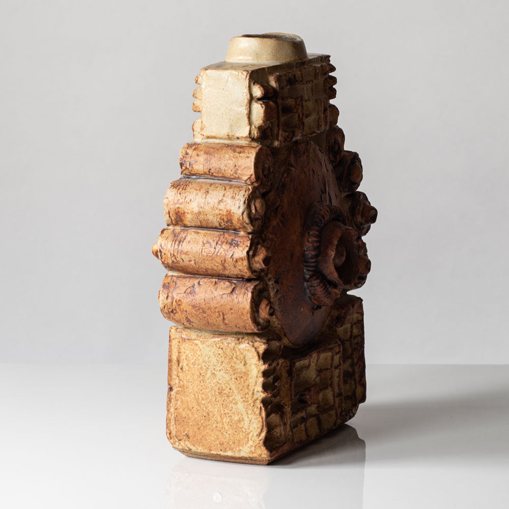 Bernard Rooke, UK, stoneware vase with pale brown glaze K2620