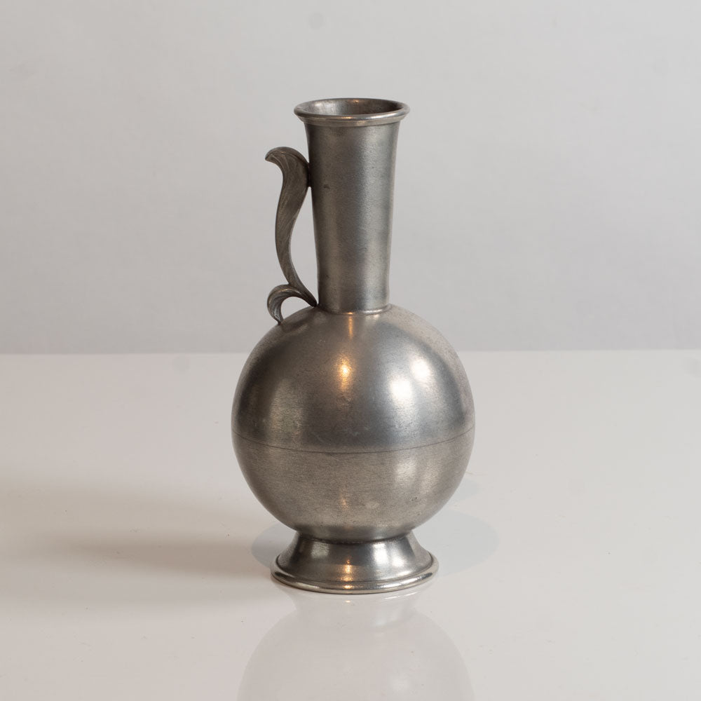 Swedish, vase with decorated handle M4148