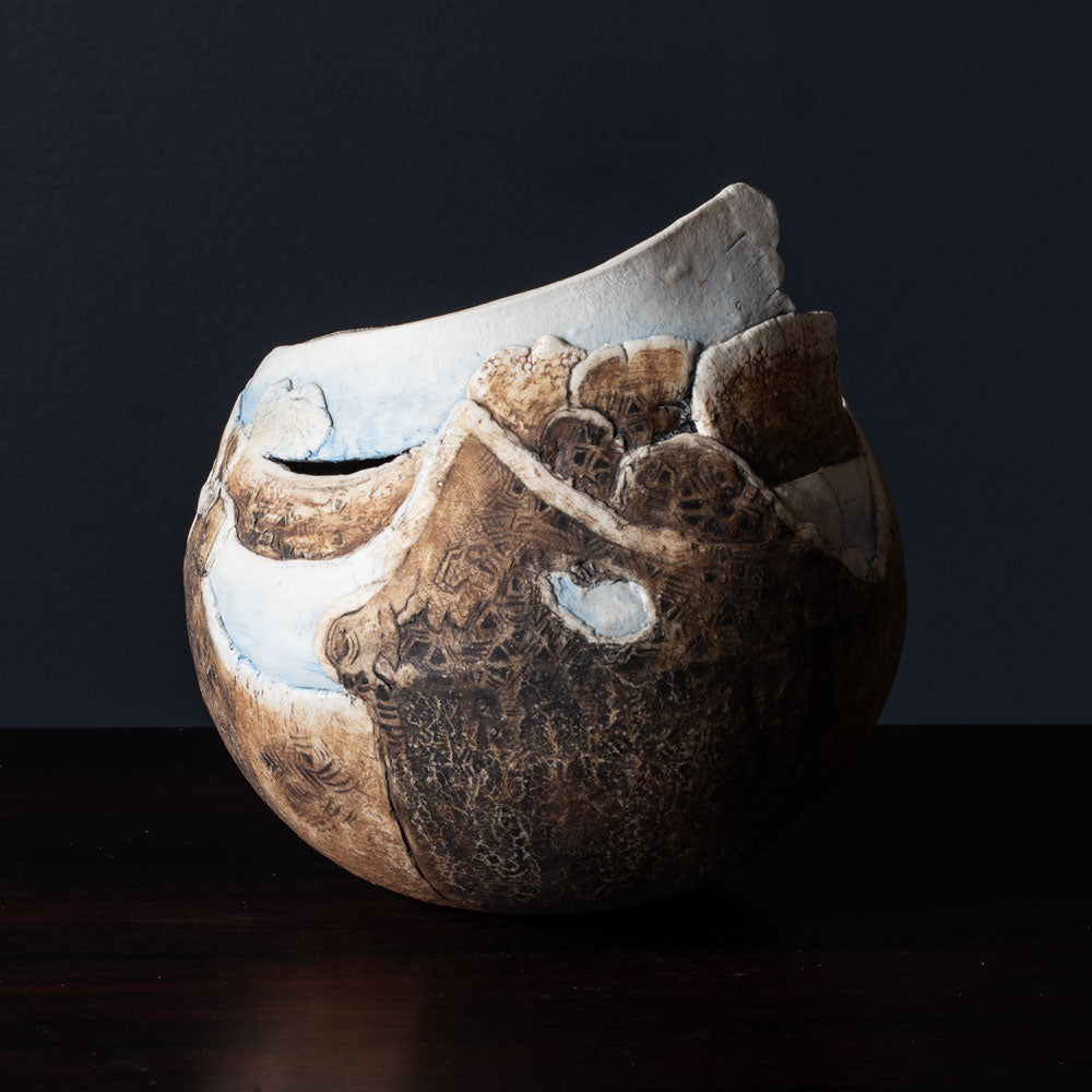 Ulla Viotti, Sweden, unique stoneware vessel with matte brown and blue surface K2575