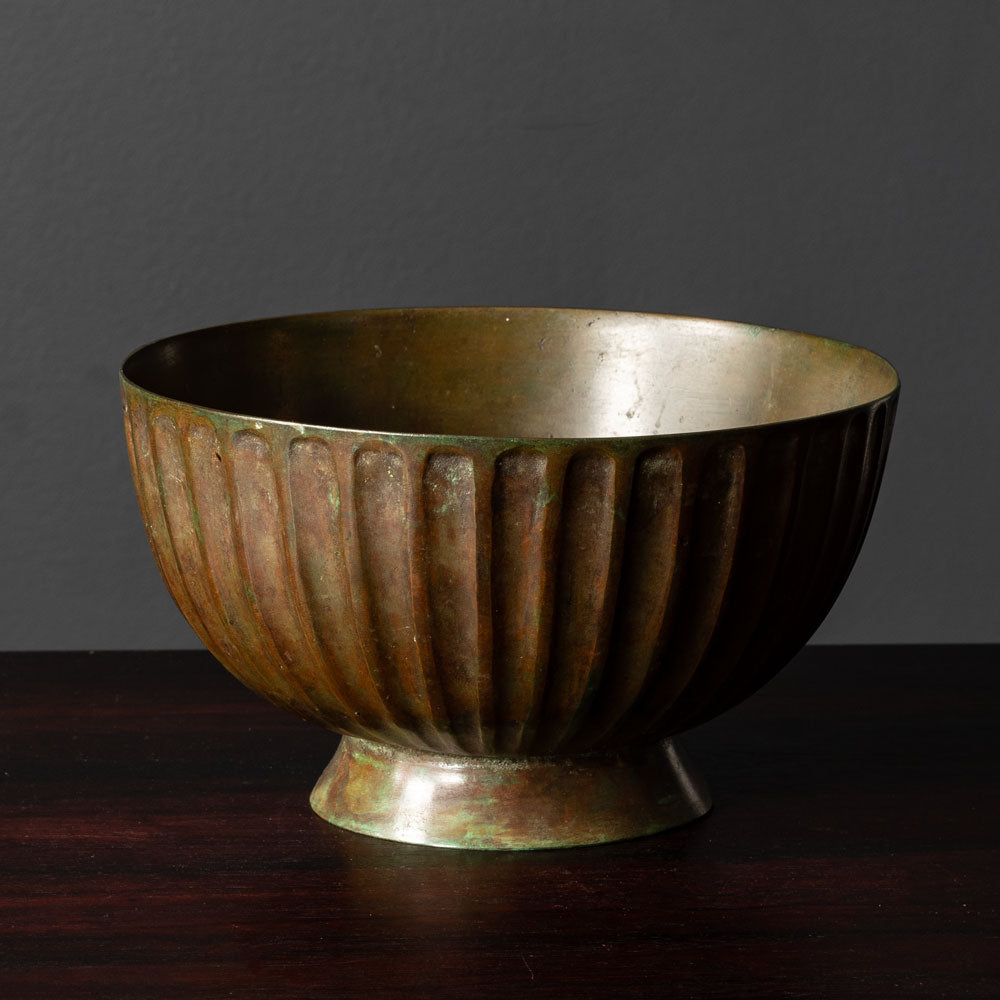 Sune Backstroms, Sweden, bronze footed bowl L3480