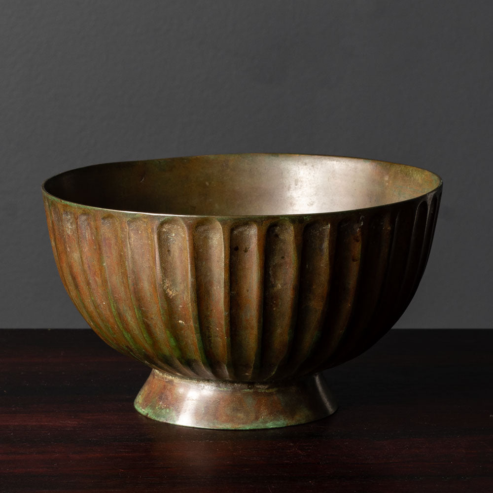 Sune Backstroms, Sweden, bronze footed bowl L3480