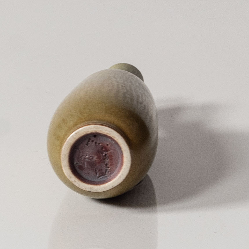 Berndt Friberg for Gustavsberg, Sweden, unique miniature stoneware vase with yellow ochre haresfur glaze K2856