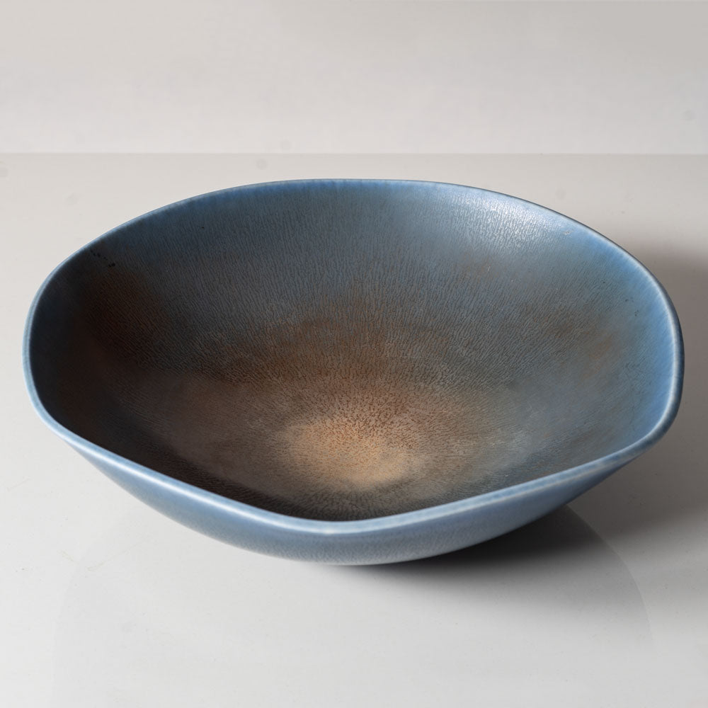 Berndt Friberg for Gustavsberg, Sweden, unique hexagonal bowl with blue haresfur glaze L3439