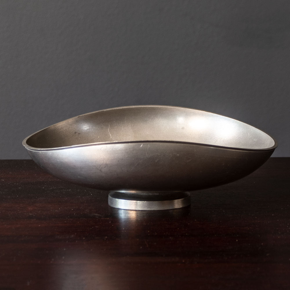 Edvin Ollers for Schreuder & Olsson, Sweden, pewter ovoid bowl J1442