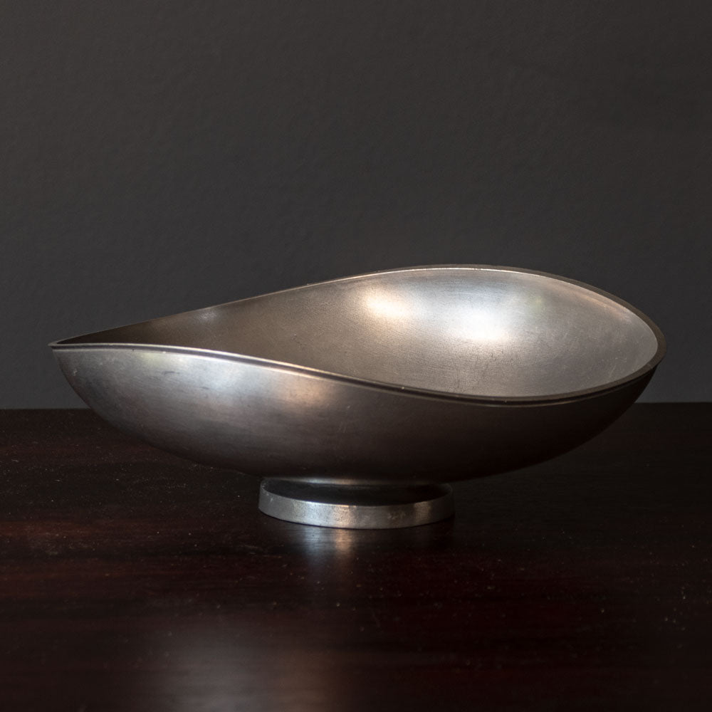 Edvin Ollers for Schreuder & Olsson, Sweden, pewter ovoid bowl J1442