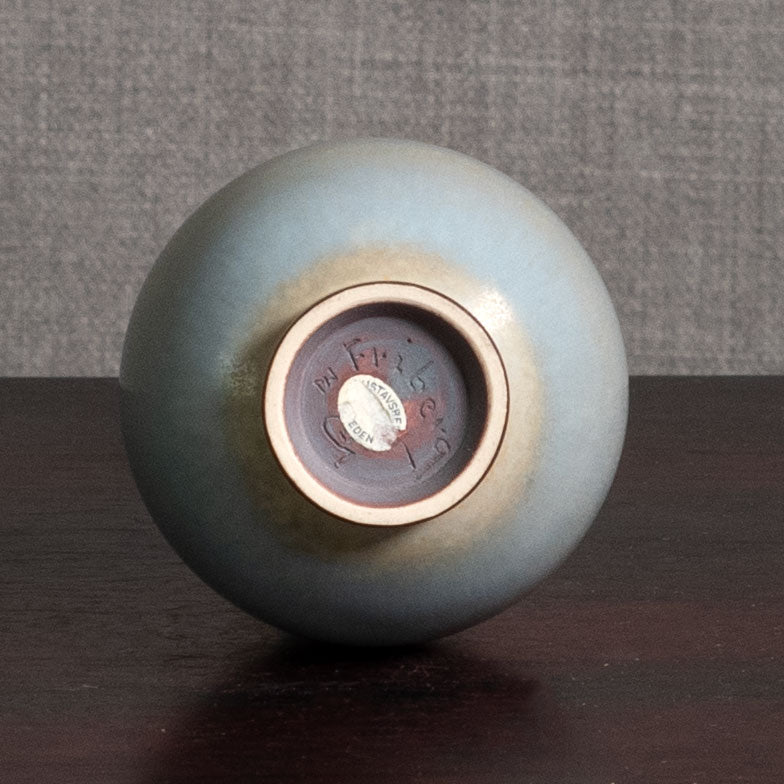 Berndt Friberg for Gustavsberg, Sweden, stoneware vase with pale blue gray haresfur glaze M5566