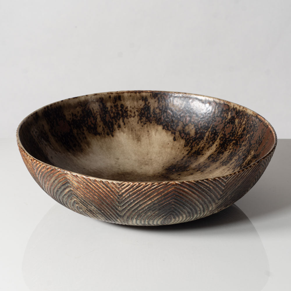 Axel Salto for Royal Copenhagen, Denmark, large bowl with carved lines and Sung glaze K2271