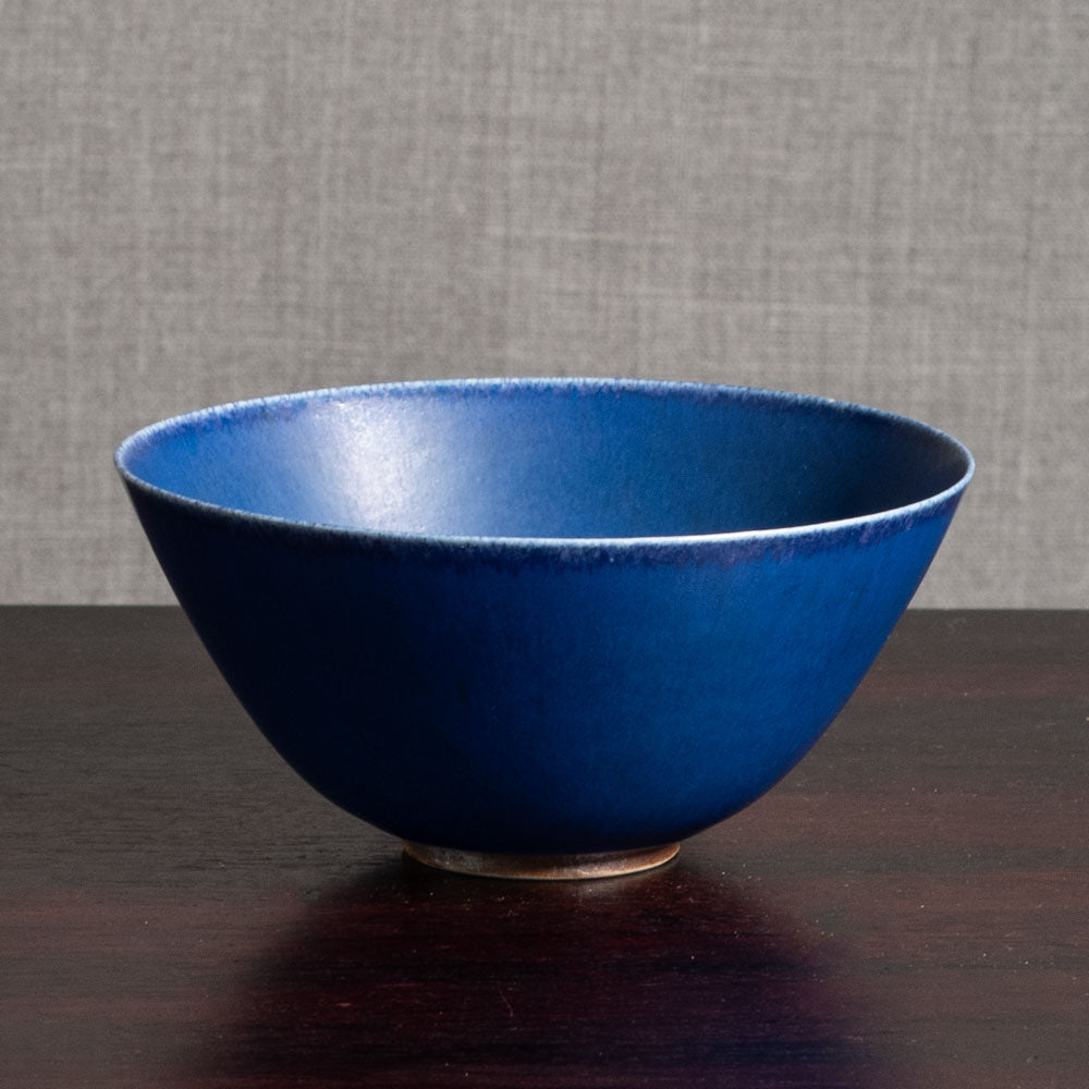 Eva Staehr Nielsen for Saxbo, Denmark, stoneware bowl with blue haresfur glaze M5602