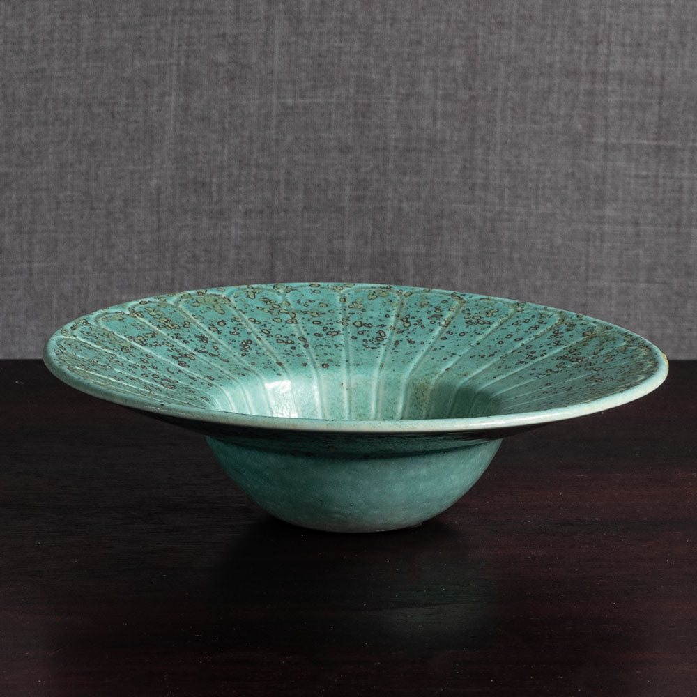Gunnar Nylund for Rörstrand, Sweden, stoneware bowl with green crystalline glaze G9314