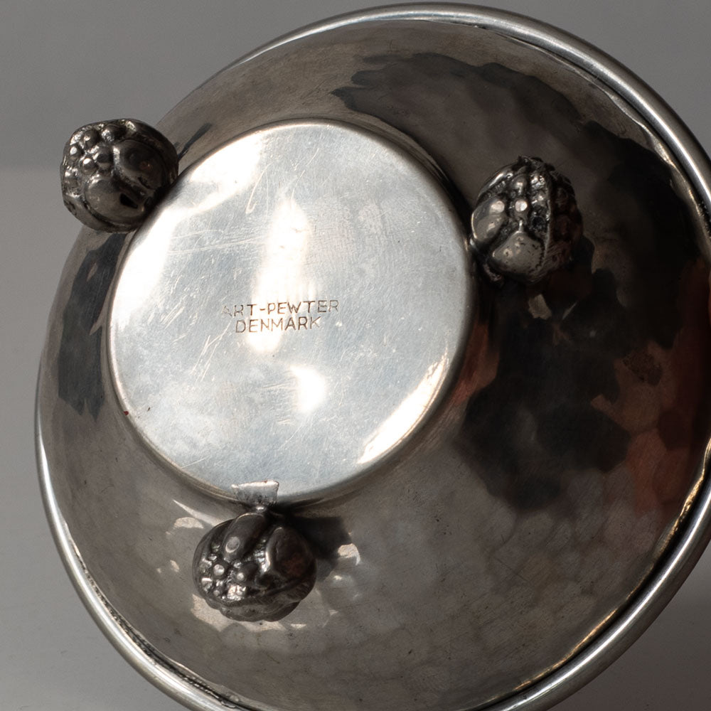 Art Pewter, Denmark, small lidded art nouveau pewter jar L3131