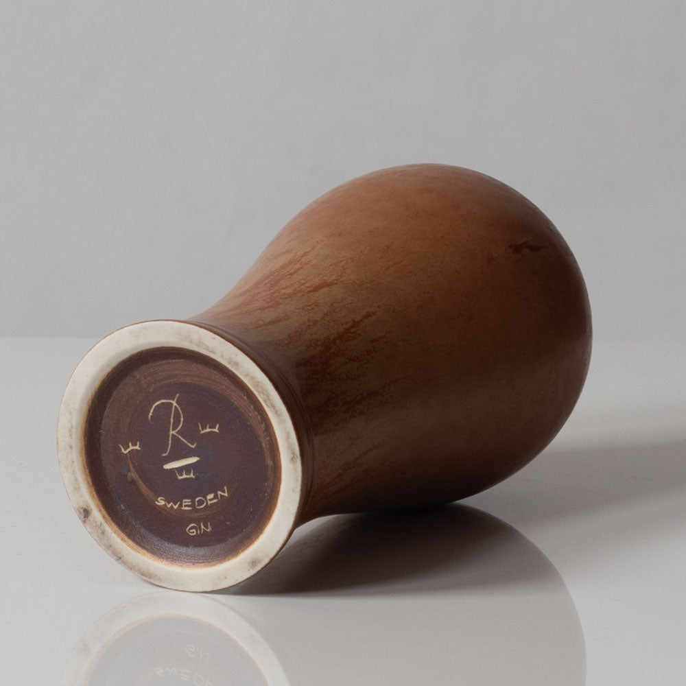 Gunnar Nylund for Rörstrand, Sweden, stoneware vase with reddish brown glaze K2012