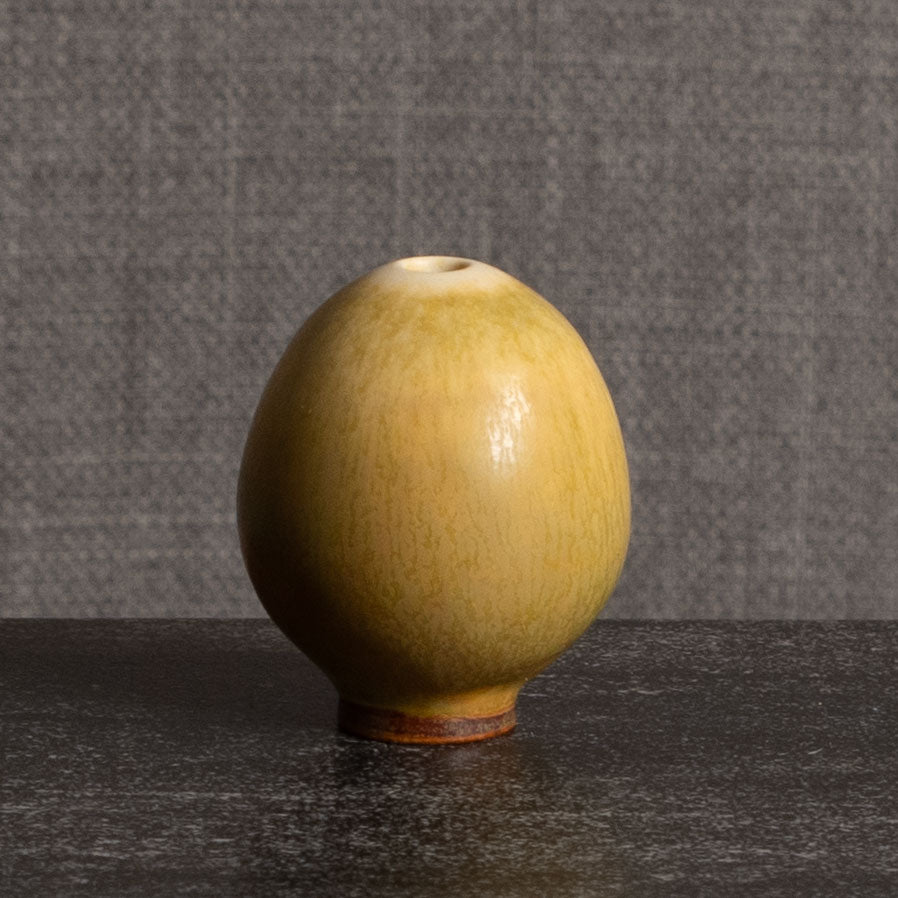 Berndt Friberg for Gustavsberg, Sweden, unique stoneware egg shaped vase with yellow haresfur glaze L3888