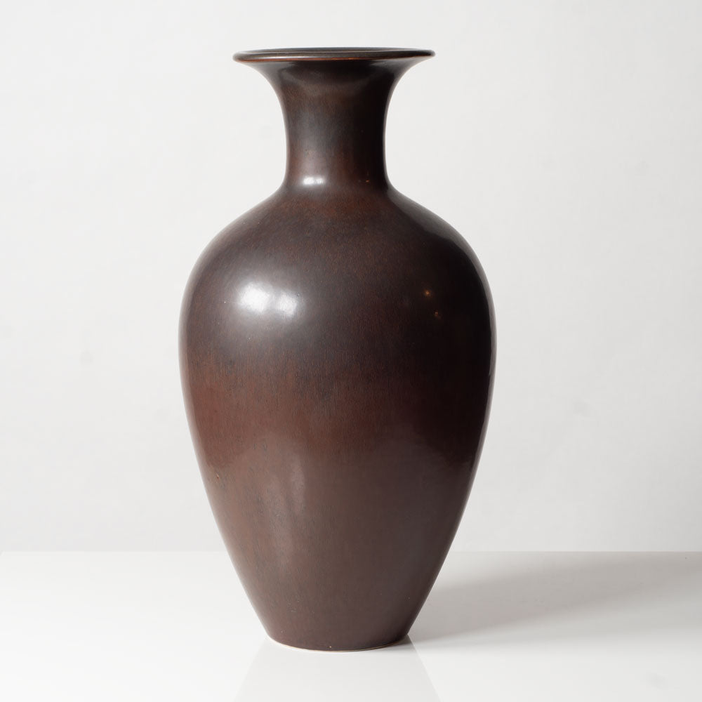 Gunnar Nylund for Rörstrand, Sweden, stoneware vase with matte brown haresur glaze N8225