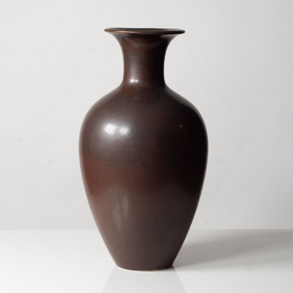 Gunnar Nylund for Rörstrand, Sweden, stoneware vase with matte brown haresur glaze N8225